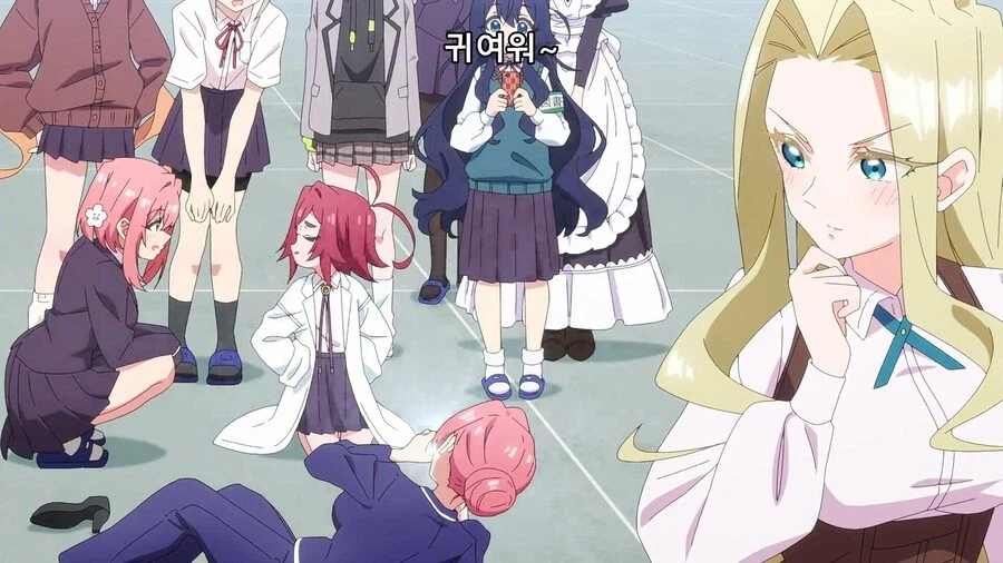 100 여친) 이상해보여도 귀여운 얼굴_3.webp