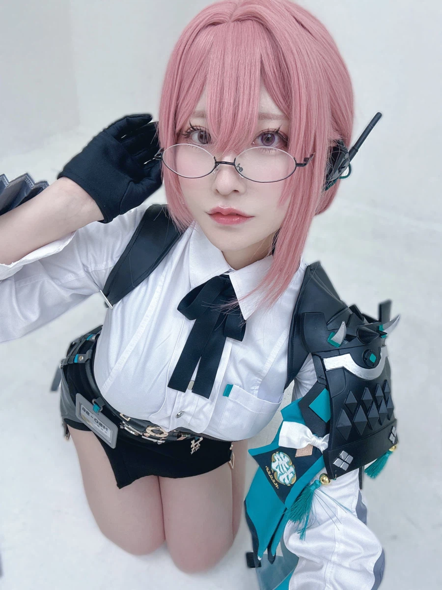 [젠레스] 다리가 예쁜 야나기 코스프레_3.webp