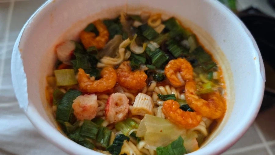 또 오뚜기가 라면가지고 희얀한 시도를 하네_2.webp