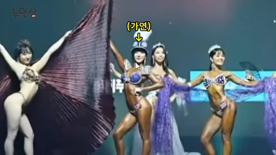 유명한 짤이 있는 비키니모델_5.webp