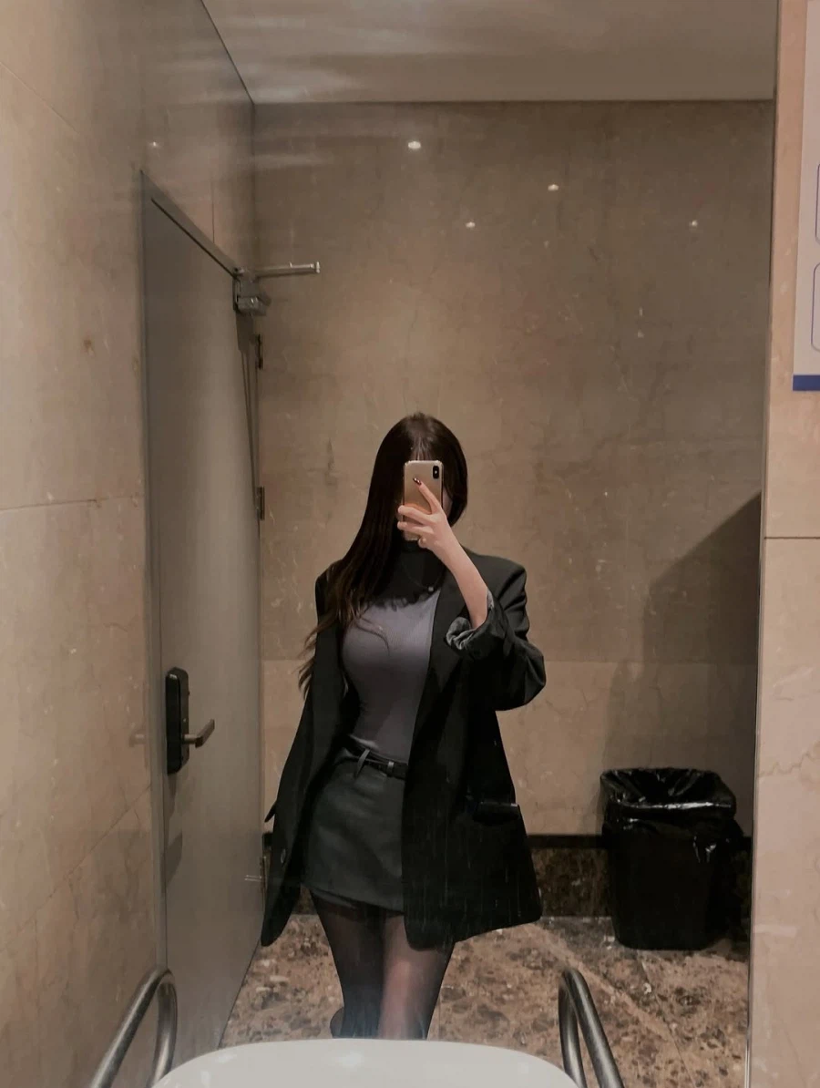 관리자 지금 없지?_1.webp