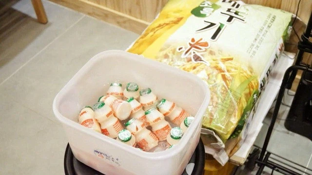 노가다 현장, 일용직 공짜 음식은 대충 이렇게 나오는걸로 앎.._21.webp