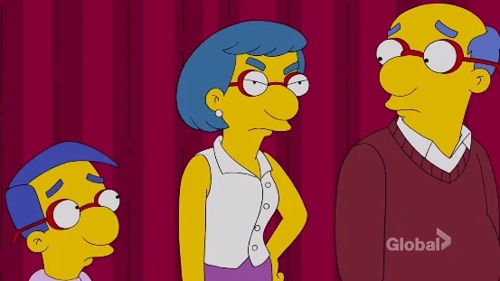 남편을 사랑스럽게 쳐다 보는 표정을 연기하는 아내_3.webp