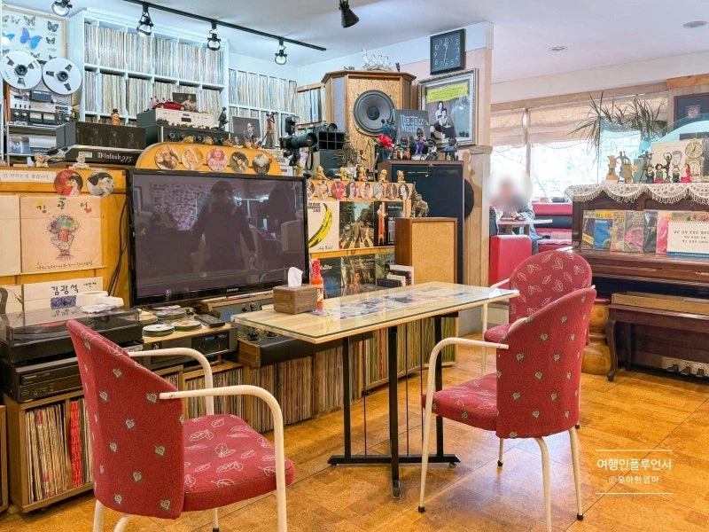 흔치 않은 노포 피자집 .jpg_6.webp