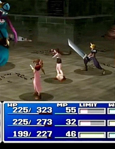 전투중에 딴짓하는 에어리스_1.webp