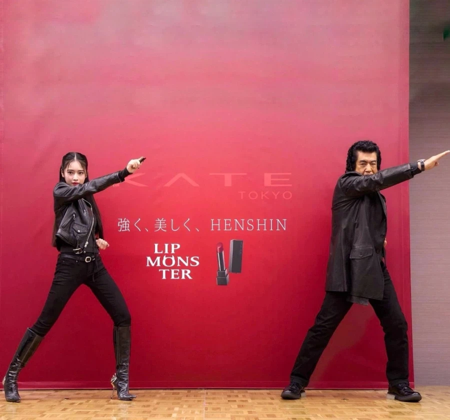 부녀의 포즈_3.webp