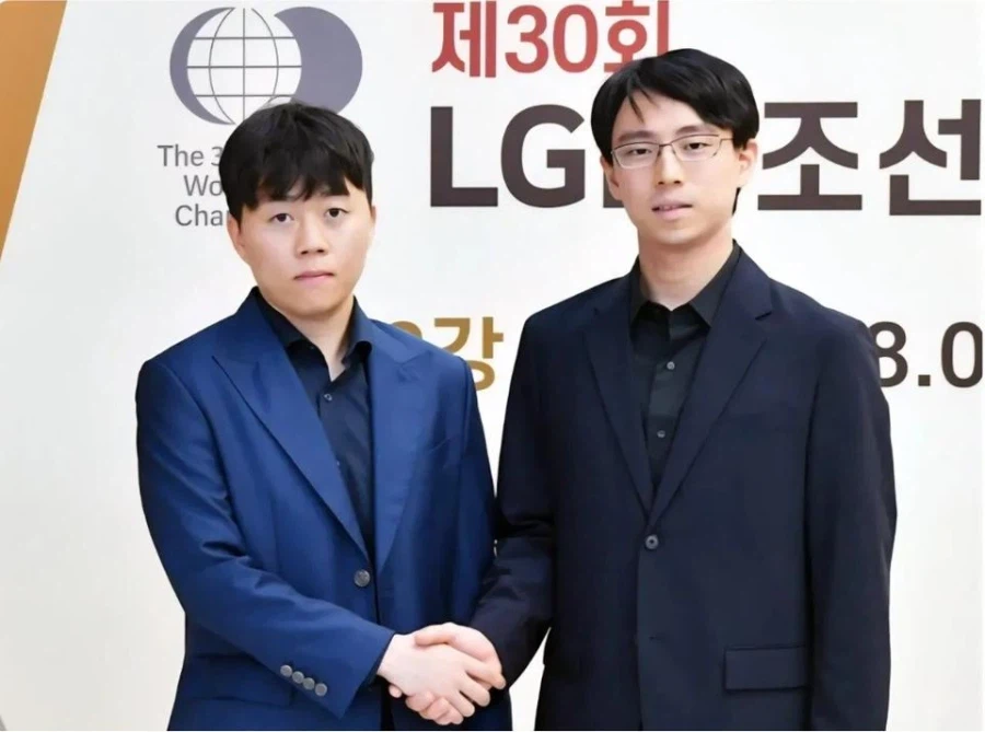 일본에서 재현된 현실 “고스트바둑왕”.jpg_1.webp