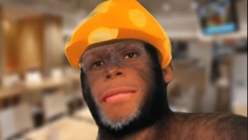 ???: 야 왔으면 선배한테 인사해야지?_1.webp