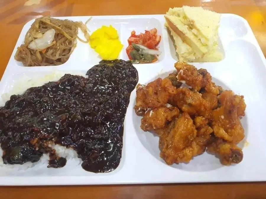 부산 우체국 7000원 무한리필 구내식당.jpg_6.webp