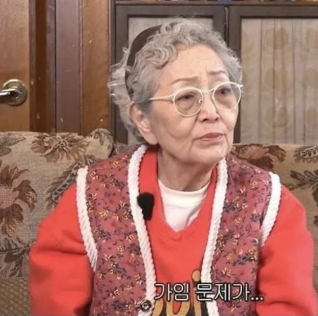 여배우에게 가임기 지적하는 원로배우.jpg_3.webp