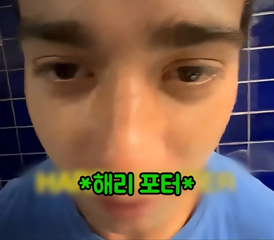 아기로 분장해서 공짜로 놀이공원 뚫기_27.webp