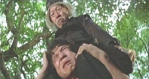 솔찍히 취객제압도 제대로 못하는 여경 필요있음?_1.webp