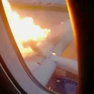 우익이나 좌익이나 터지는건 둘다 문제지_2.webp