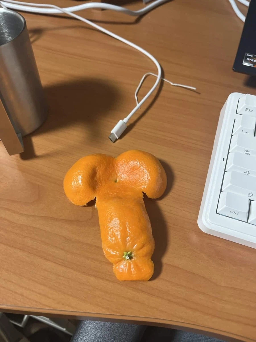 나 귤 깠음_1.webp