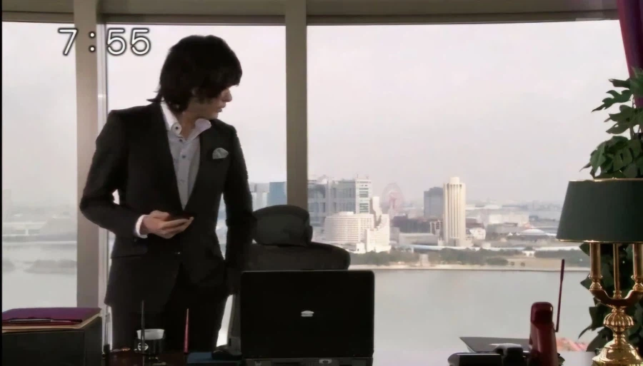 특촬) 뭐? 거대로봇이 거대 괴물과 싸운다고? 말이되는 소릴해라_3.webp