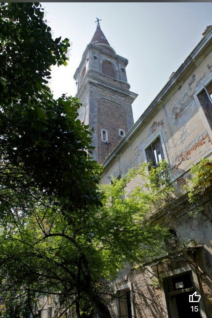 이탈리아에서 유령이 나온다고해서 유명한 어느 버려진 섬.jpg_14.jpg