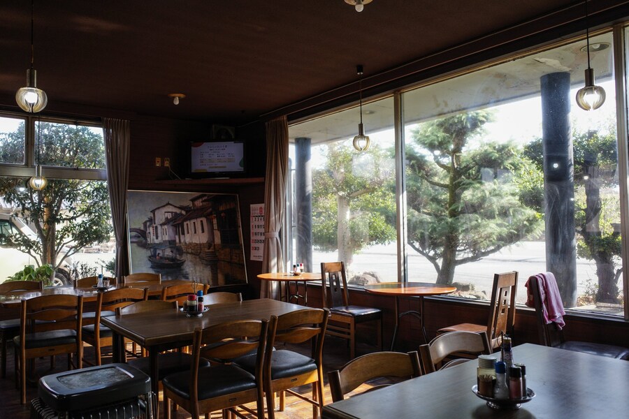 일본, 도로 근처의 오래된 음식점️_3.jpg