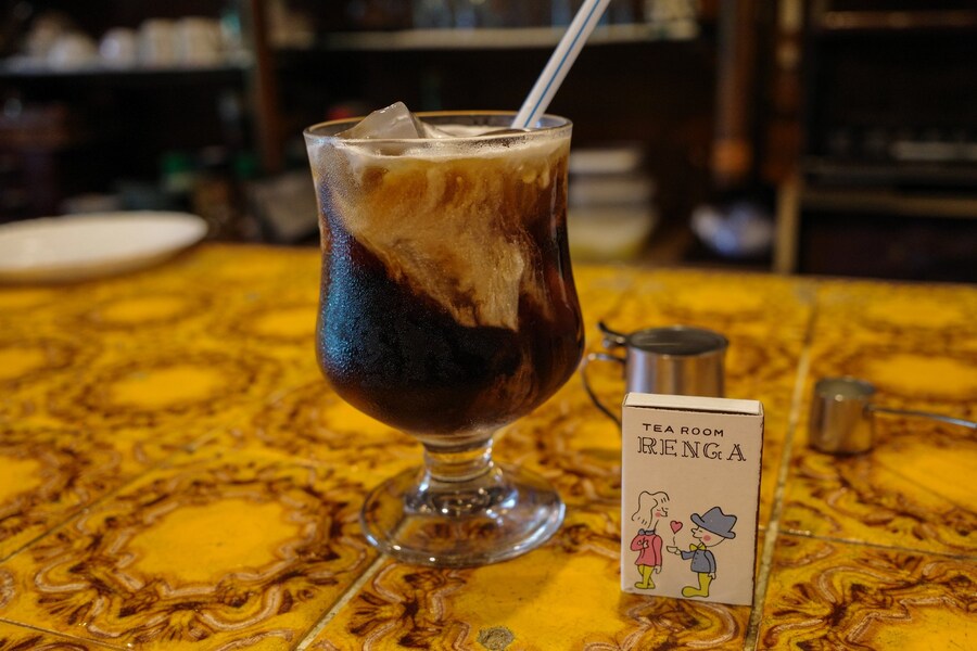 일본, 오래된 다방의 냉커피 _4.jpg