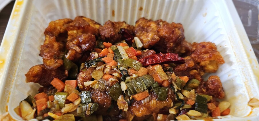 짬뽕, 짜장면은 배달하지 않는 중국집_3.jpg