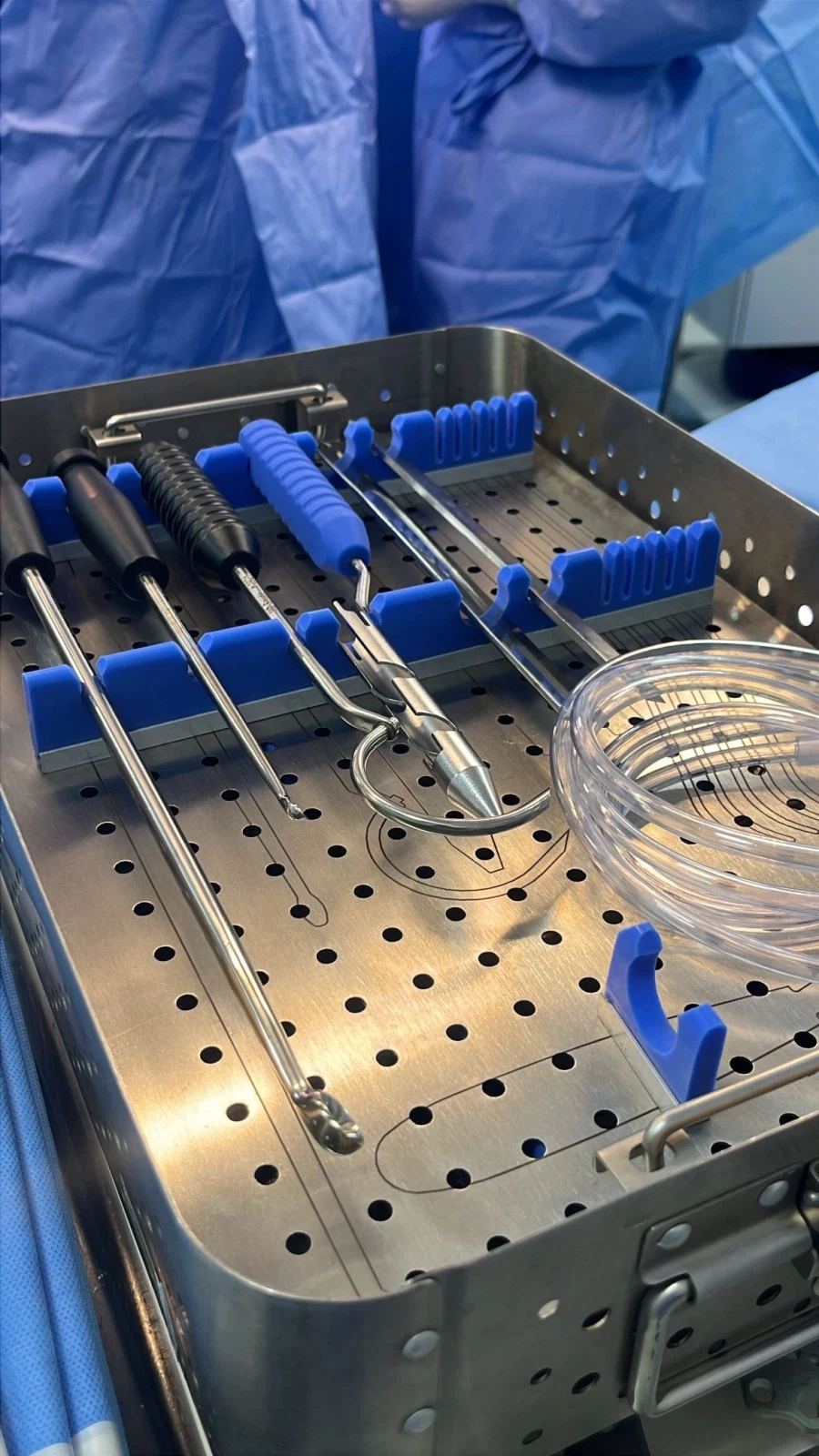 약혐) 외과의사들이 의료계의 목수라 불리는 이유_6.webp