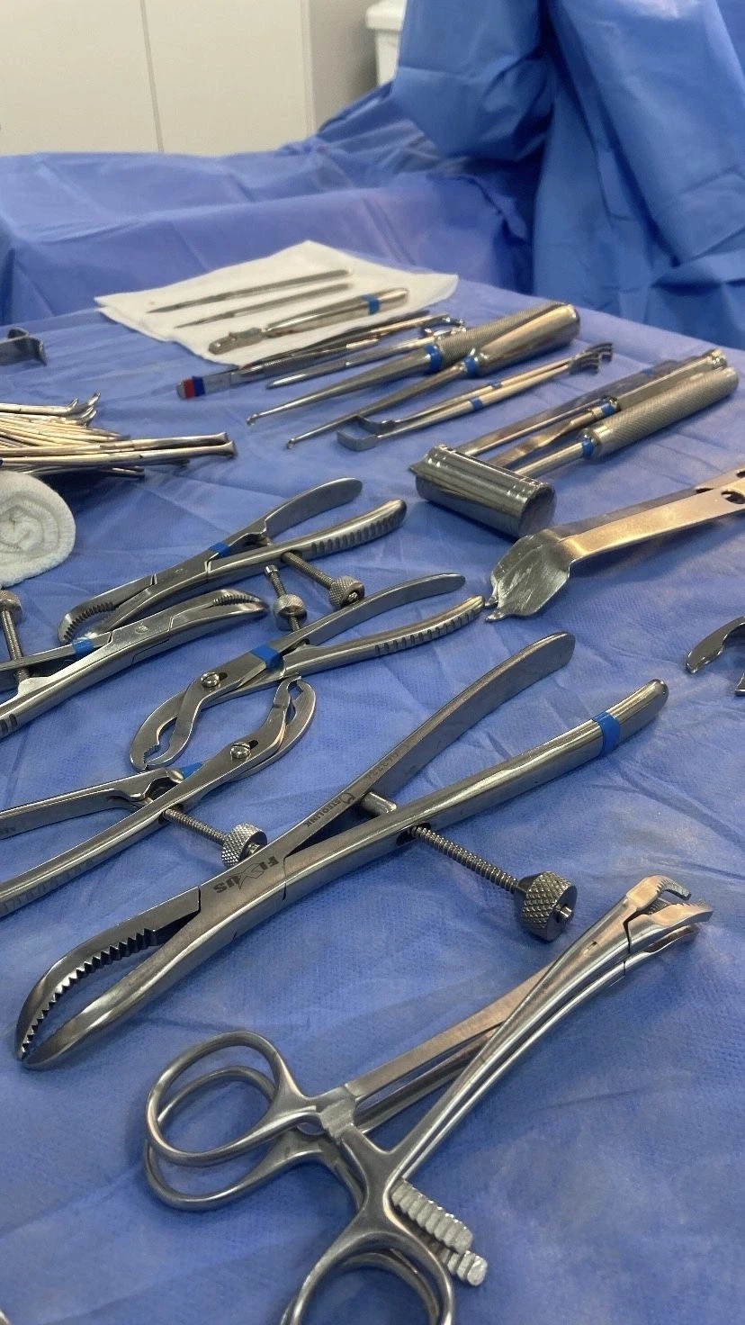 약혐) 외과의사들이 의료계의 목수라 불리는 이유_9.webp