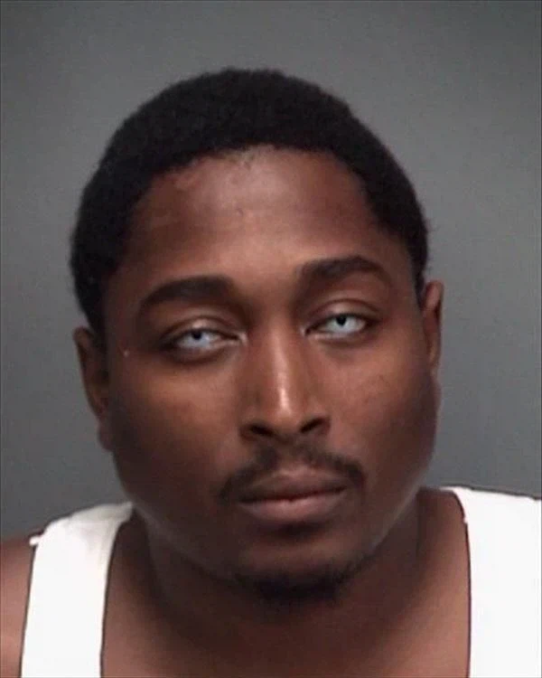 관상학이 의미가 없어지는 미국 범죄자 머그샷들_9.webp