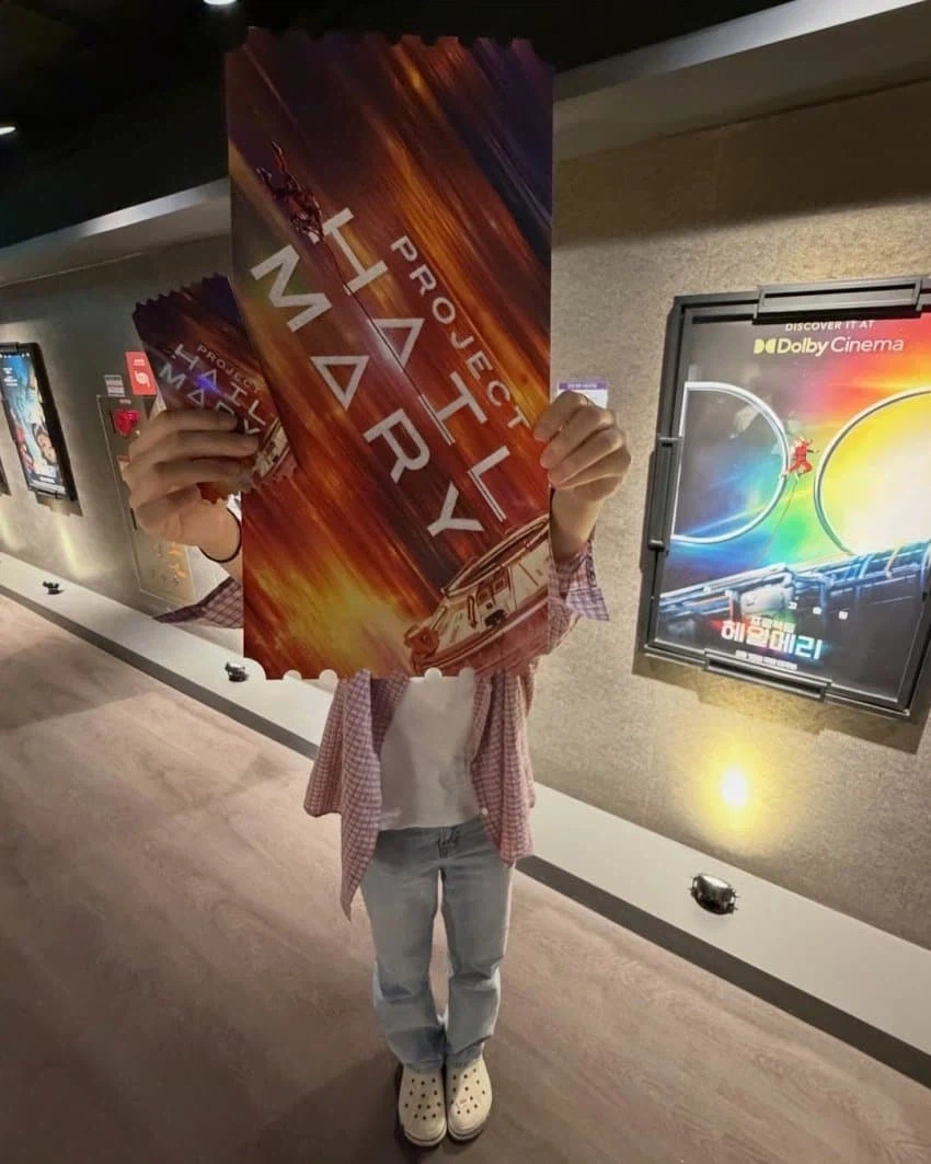 영화관 만우절 이벤트 피해자 속출 중_1.webp