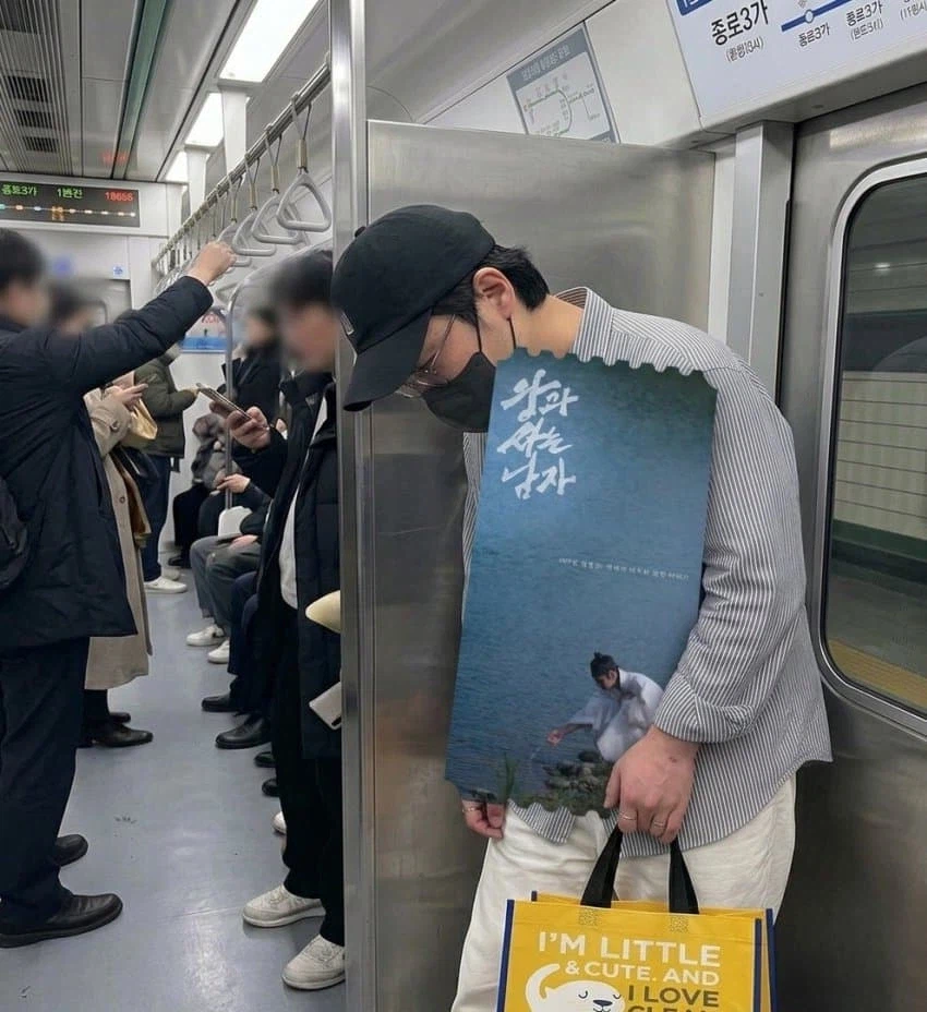 영화관 만우절 이벤트 피해자 속출 중_5.webp