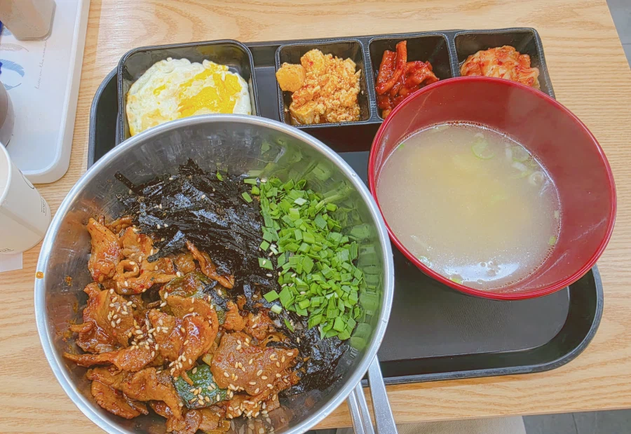 한끼에 남자의 소울 두개를 충전한다_1.webp