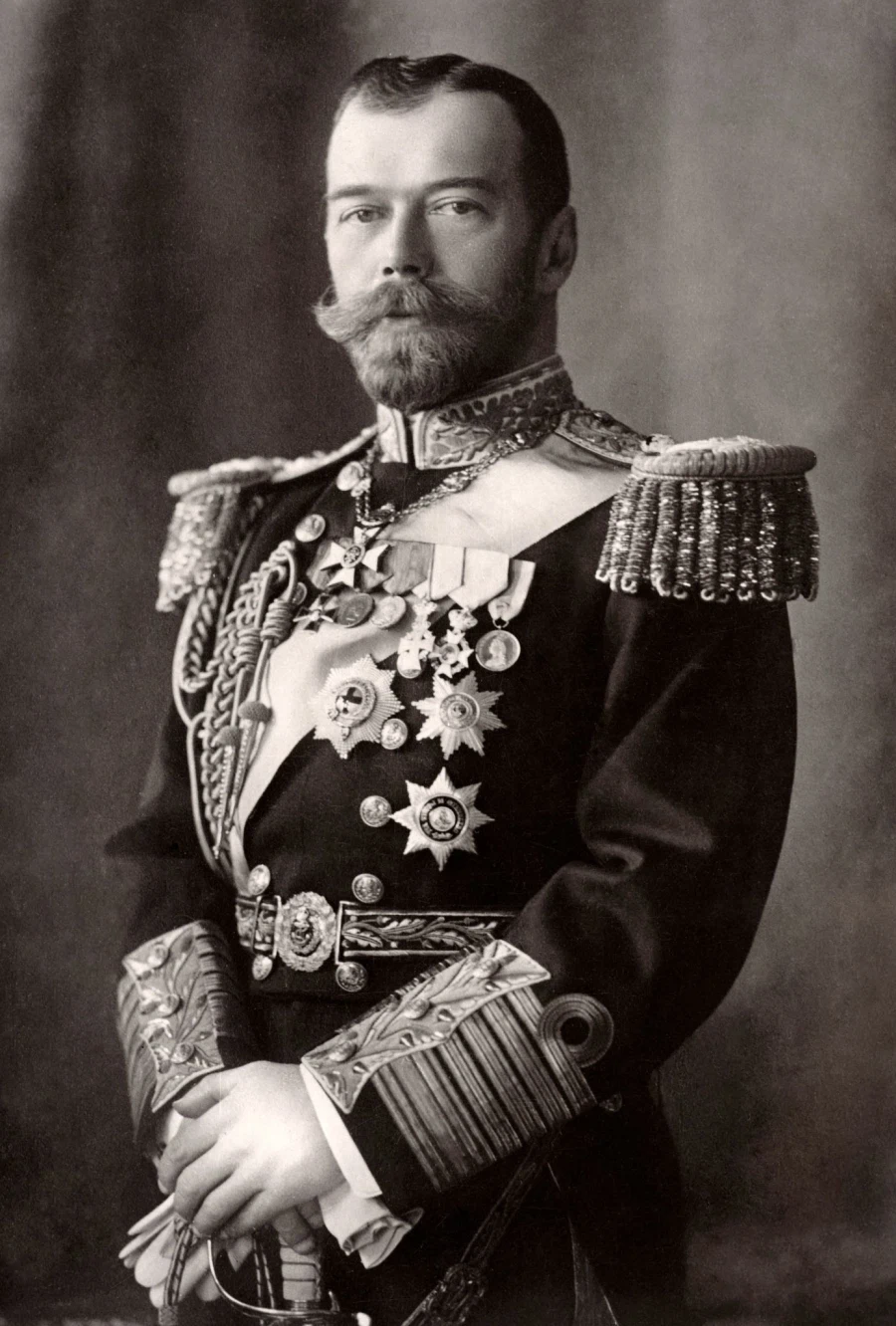 1차세계대전 유럽 군주들 파다보면 숨 막히는 부분_2.webp