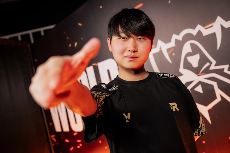 ???: T1 다음 상대가 젠지란 거지?_1.webp