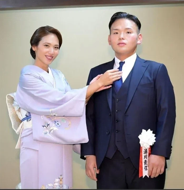 고도비만 스모선수 결혼 후 변화_2.webp