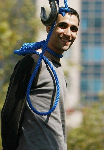 처형전에 웃음을 짓는 죄수 jpg._1.webp