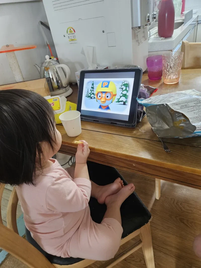 이모랑 있을때만 할 수 있는 것.jpg_2.webp