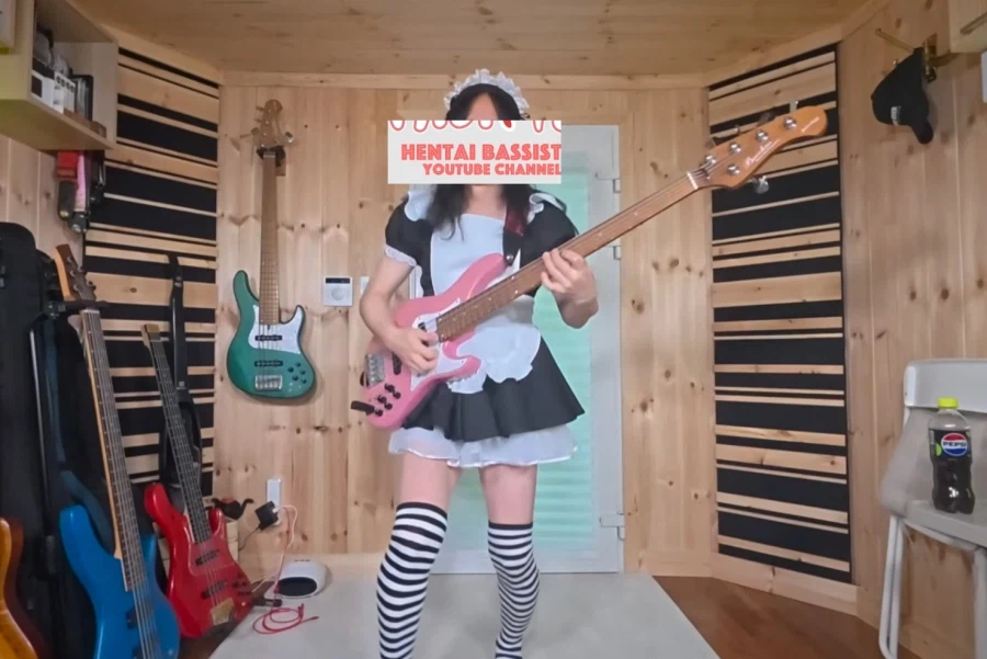 코스프레 노출은 잘못된거야_1.webp