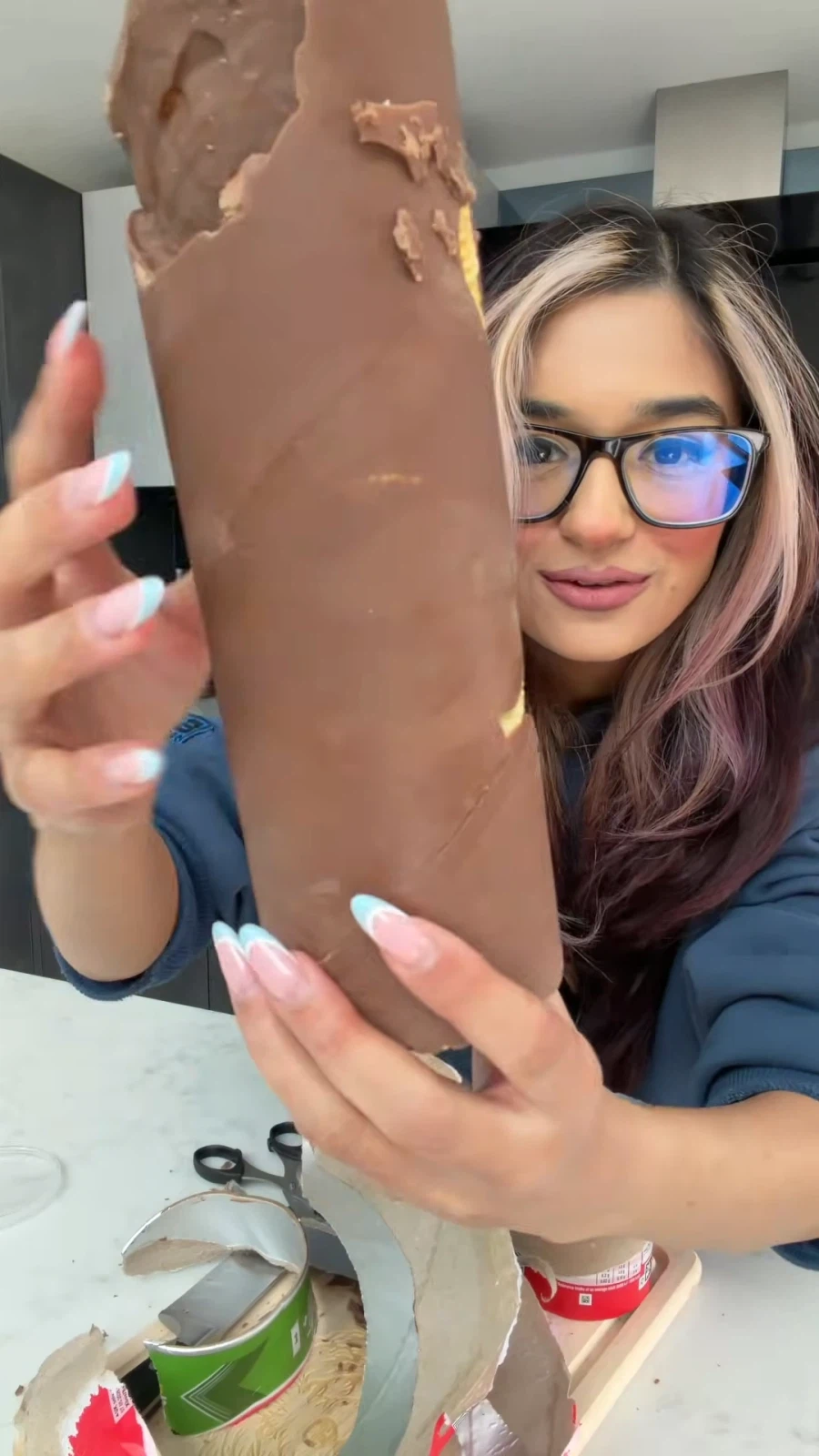 SNS에 유행 시작한 프링글스 초코 블록_6.webp