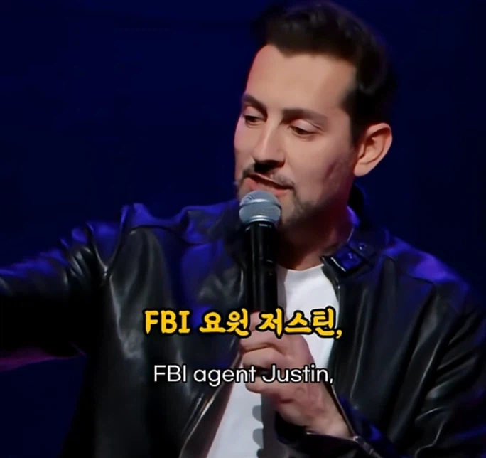 ??? : ㅋㅋㅋ야 코미디쇼에 정장은ㅋㅋㅋ 너 무슨 FBI 요원이냐?_10.webp