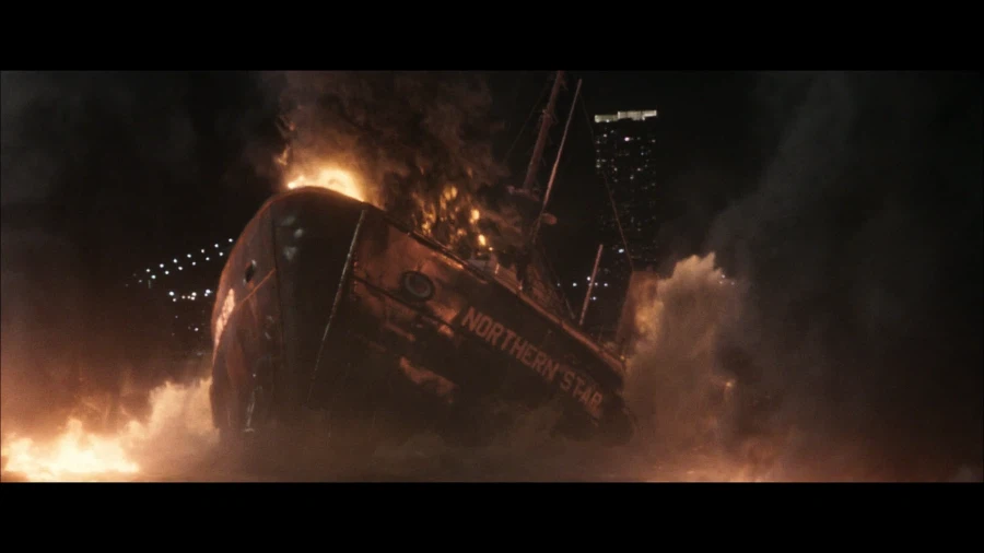 어휴 미국에서 그 새끼 당선 되고나서 배가 두번이나 침몰 했네_1.webp