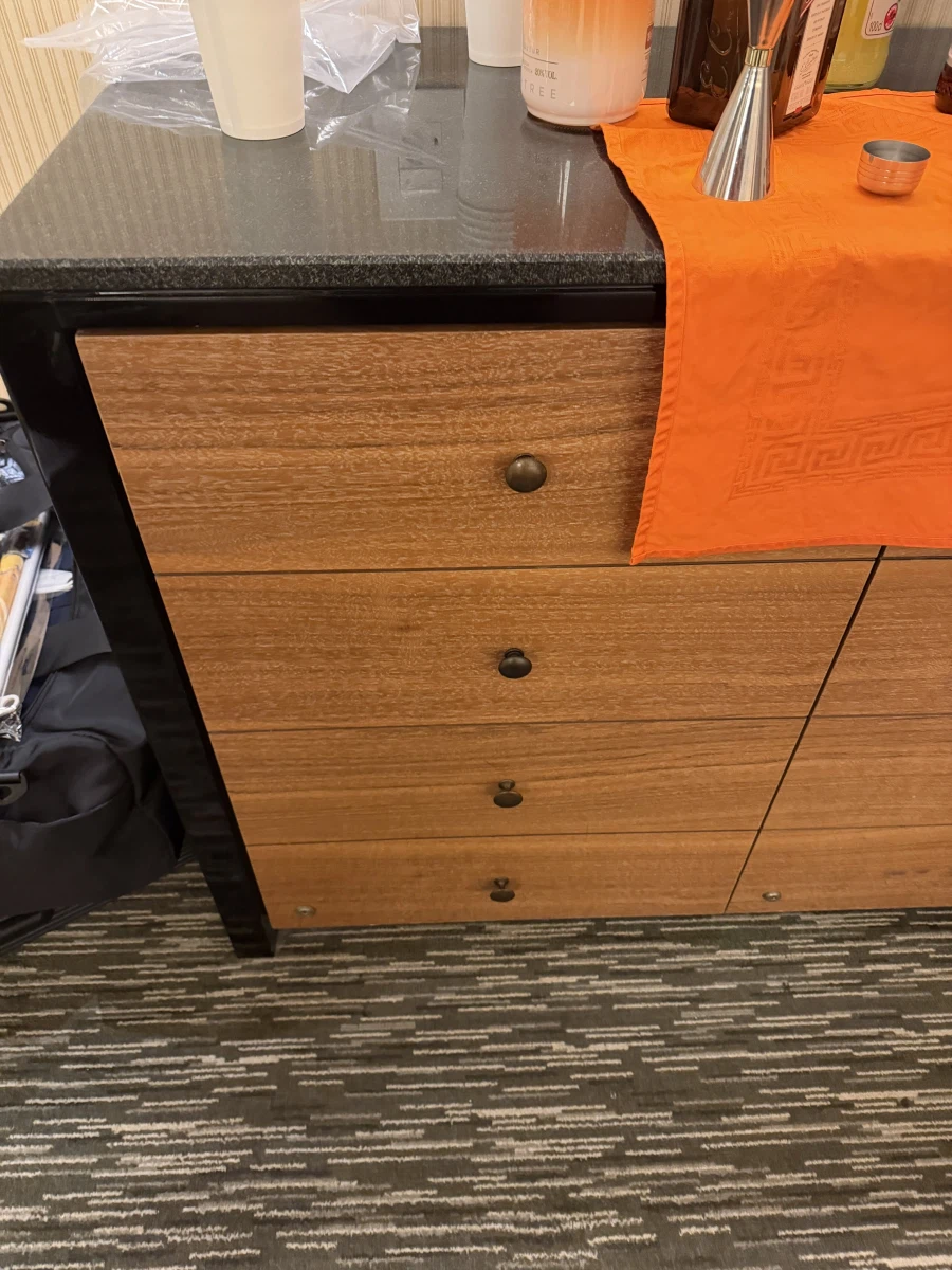 실패한 호텔 인테리어 디자인_2.webp