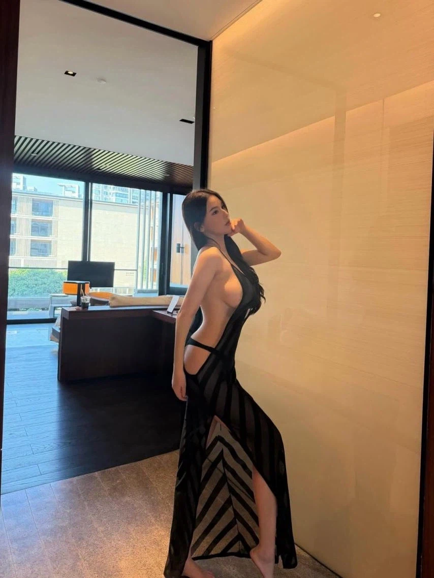 호불호 갈린다는 드레스_1.webp