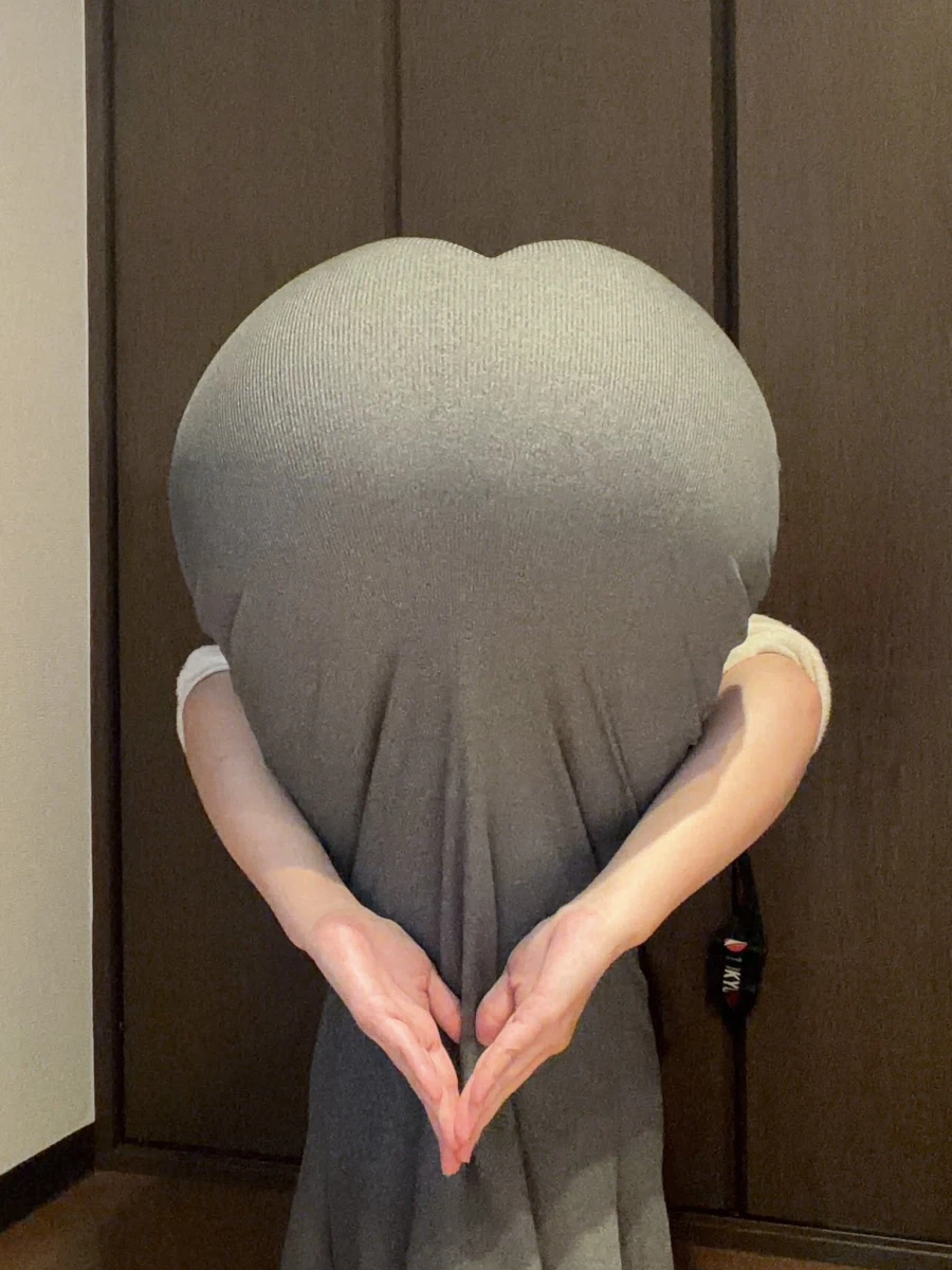 여자만 가능한 하트_2.webp