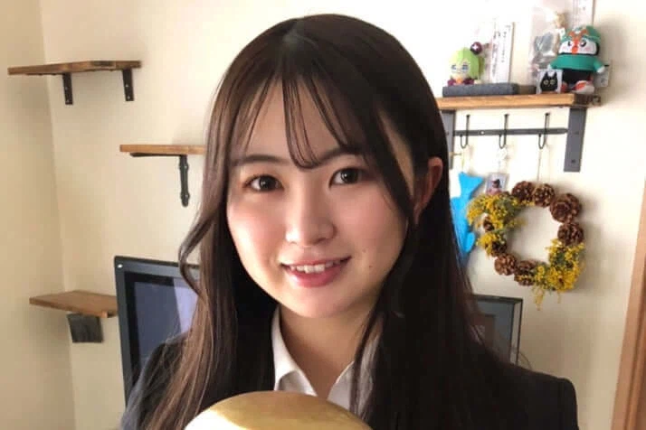 호불호 허벅지녀.jpg_1.webp