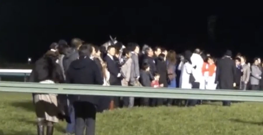 은퇴식에서도 말 안 들었던 골드쉽_5.webp