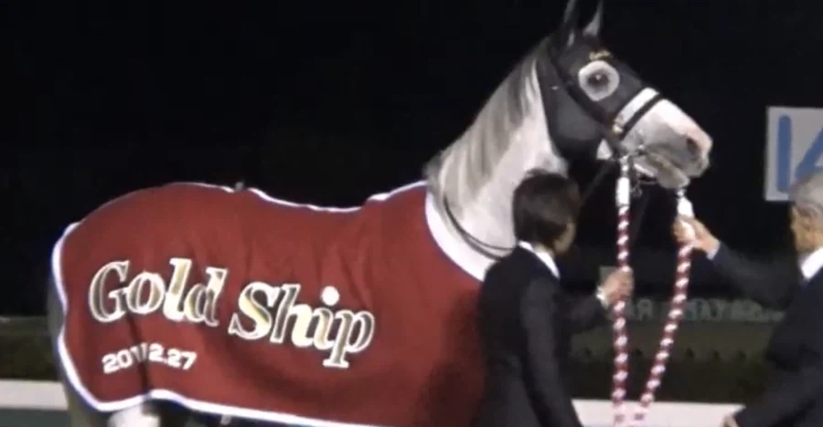 은퇴식에서도 말 안 들었던 골드쉽_10.webp