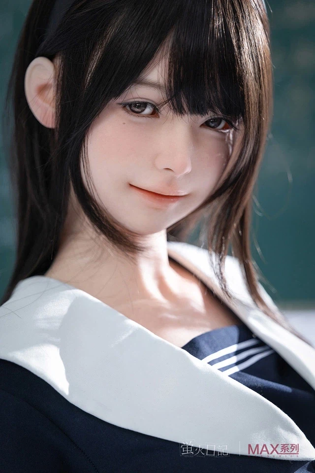 리얼돌 샘플샷 vs 실물샷_1.webp