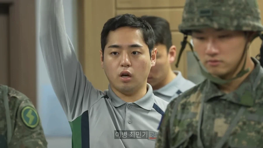 야 여기 생활관 막내 누구냐_3.webp