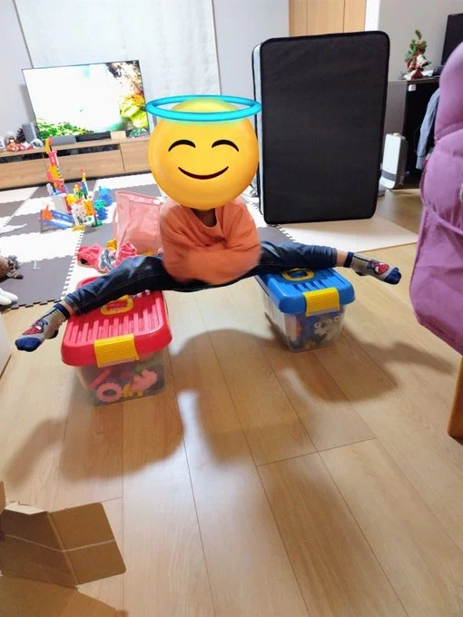 퇴근하고 왔는데 아들이 보여줄거 있대서 갔더니_2.webp