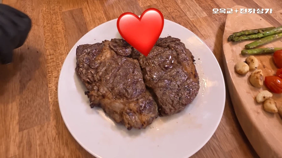 쉐프 유튜버 3인 리뷰 채널(아님)_8.webp