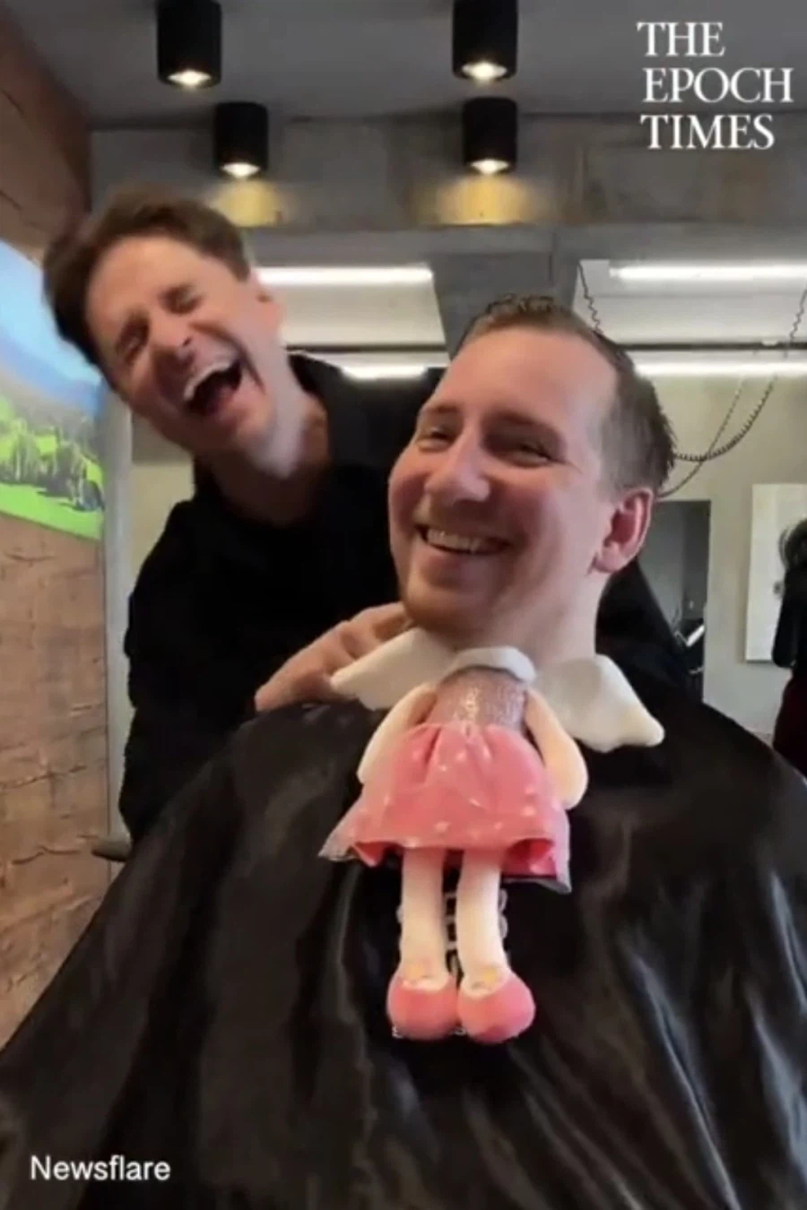 난 그정도까진 아니야 씨1발年아, 너랑 같은 취급 하지마.jpg_1.webp