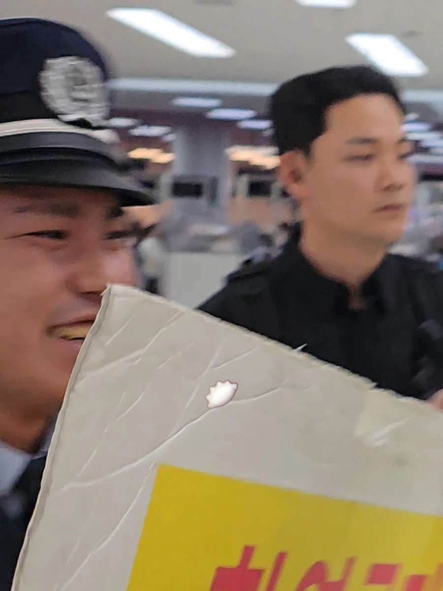 일본에서 화제된 일본경찰_5.webp